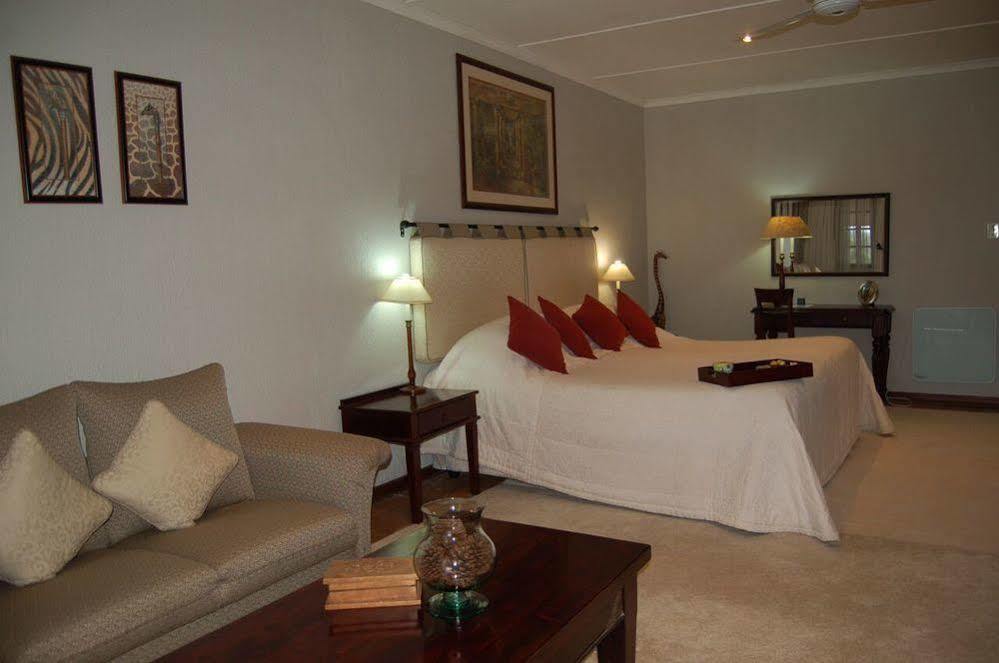Casa de Campo Chestnut Country *